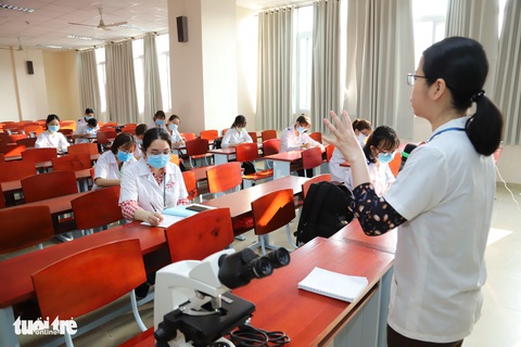 Khối ngành kỹ thuật công nghệ: Điểm chuẩn tăng nhưng không nhiều - Ảnh 1. Khối ngành kỹ thuật công nghệ: Điểm chuẩn tăng nhưng không nhiều - Ảnh 1.