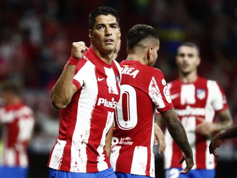 Pha đốt đền lãng xẹt của Mandi phút 90+5 giúp Atletico Madrid có 1 điểm - Ảnh 2. Pha đốt đền lãng xẹt của Mandi phút 90+5 giúp Atletico Madrid có 1 điểm - Ảnh 2.