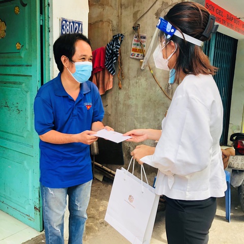 Tiếp sức lao động nghèo những ngày giãn cách - Ảnh 2. Tiếp sức lao động nghèo những ngày giãn cách - Ảnh 2.