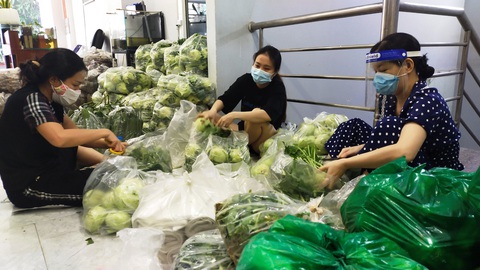 Cùng người dân vượt qua đại dịch: những hình ảnh đẹp nơi tuyến đầu - Ảnh 9. Cùng người dân vượt qua đại dịch: những hình ảnh đẹp nơi tuyến đầu - Ảnh 9.