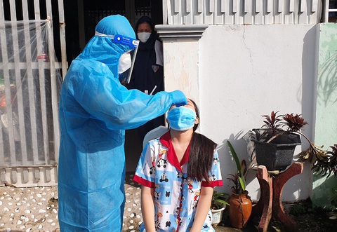 Bùng phát ổ dịch tại công ty chế biến ghẹ xuất khẩu ở Kiên Giang - Ảnh 1. Bùng phát ổ dịch tại công ty chế biến ghẹ xuất khẩu ở Kiên Giang - Ảnh 1.