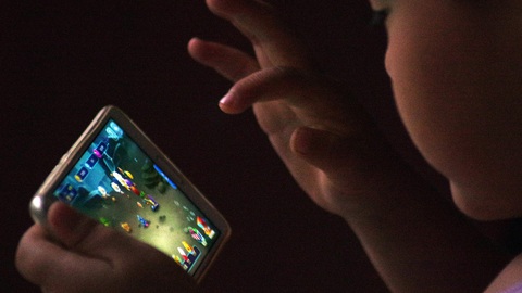 Trung Quốc ra quy định hạn chế thời gian chơi game online của trẻ dưới 18 tuổi - Ảnh 1. Trung Quốc ra quy định hạn chế thời gian chơi game online của trẻ dưới 18 tuổi - Ảnh 1.