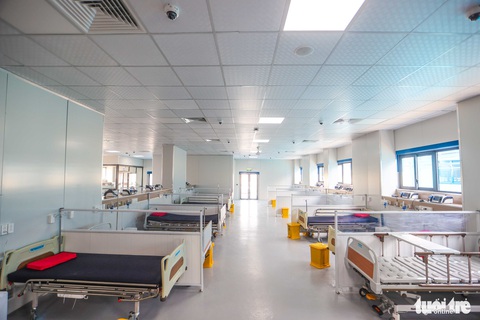 Cận cảnh bệnh viện dã chiến điều trị COVID-19 hiện đại nhất Hà Nội - Ảnh 5. Cận cảnh bệnh viện dã chiến điều trị COVID-19 hiện đại nhất Hà Nội - Ảnh 5.