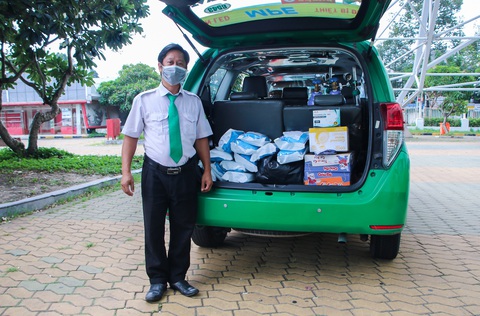 Xe taxi được chuyển đổi thành xe cấp cứu như thế nào? - Ảnh 10. Xe taxi được chuyển đổi thành xe cấp cứu như thế nào? - Ảnh 10.