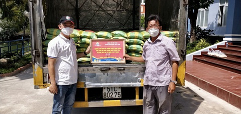 SBVN tài trợ hàng chục tấn nhu yếu phẩm trong đại dịch COVID-19 - Ảnh 3. SBVN tài trợ hàng chục tấn nhu yếu phẩm trong đại dịch COVID-19 - Ảnh 3.