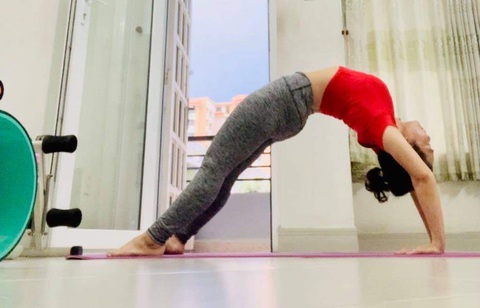 Hoạt động thể chất tại nhà để chống dịch COVID - Ảnh 1. Hoạt động thể chất tại nhà để chống dịch COVID - Ảnh 1.