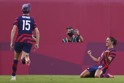 Thắng Úc 4-3, tuyển nữ Mỹ giành huy chương đồng Olympic Tokyo - Ảnh 1. Thắng Úc 4-3, tuyển nữ Mỹ giành huy chương đồng Olympic Tokyo - Ảnh 1.