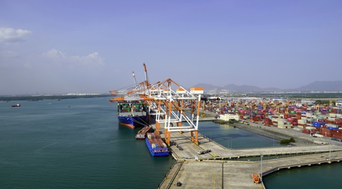 TP.HCM và Bà Rịa - Vũng Tàu tìm cách giải tỏa ùn tắc hàng ở cảng Cát Lái - Ảnh 2. TP.HCM và Bà Rịa - Vũng Tàu tìm cách giải tỏa ùn tắc hàng ở cảng Cát Lái - Ảnh 2.