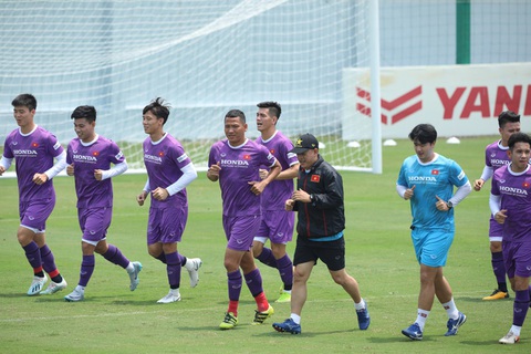 Liên đoàn Bóng đá Đông Nam Á hoãn bốc thăm AFF Cup 2020 - Ảnh 1. Liên đoàn Bóng đá Đông Nam Á hoãn bốc thăm AFF Cup 2020 - Ảnh 1.