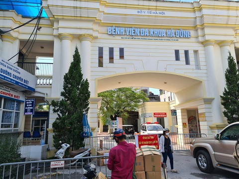 Nhóm thợ xây nhiễm COVID-19 chưa rõ nguồn lây, Hà Nội phong tỏa công trường bệnh viện - Ảnh 1. Nhóm thợ xây nhiễm COVID-19 chưa rõ nguồn lây, Hà Nội phong tỏa công trường bệnh viện - Ảnh 1.