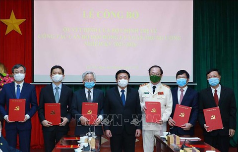 Bổ sung nhiều thành viên Hội đồng Lý luận Trung ương - Ảnh 1. Bổ sung nhiều thành viên Hội đồng Lý luận Trung ương - Ảnh 1.