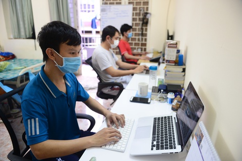 Cước Internet, di động giảm mạnh? - Ảnh 1. Cước Internet, di động giảm mạnh? - Ảnh 1.