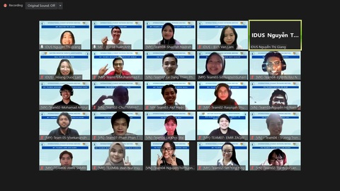 Sinh viên Việt Nam - Malaysia thảo luận trực tuyến Cuộc sống trong đại dịch - Ảnh 1. Sinh viên Việt Nam - Malaysia thảo luận trực tuyến Cuộc sống trong đại dịch - Ảnh 1.