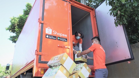 Nhãn Hưng Yên và một mùa thu hoạch thật khác - Ảnh 7. Nhãn Hưng Yên và một mùa thu hoạch thật khác - Ảnh 7.