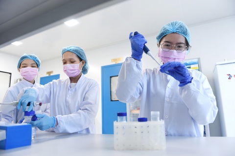 Đánh giá giai đoạn 1-2 vắc xin Nano Covax: Vắc xin an toàn, sinh miễn dịch tốt - Ảnh 1. Đánh giá giai đoạn 1-2 vắc xin Nano Covax: Vắc xin an toàn, sinh miễn dịch tốt - Ảnh 1.