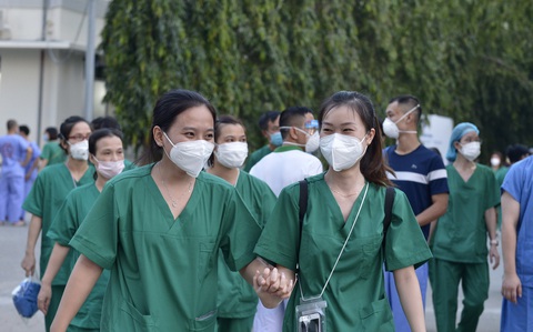 Sáng 9-8: Cả nước thêm 5.155 ca COVID-19, tiêm hơn nửa triệu liều trong hôm qua - Ảnh 1. Sáng 9-8: Cả nước thêm 5.155 ca COVID-19, tiêm hơn nửa triệu liều trong hôm qua - Ảnh 1.
