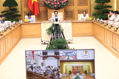 Đề xuất xã hội hóa công tác chống dịch, giảm gánh nặng cho ngân sách - Ảnh 1. Đề xuất xã hội hóa công tác chống dịch, giảm gánh nặng cho ngân sách - Ảnh 1.