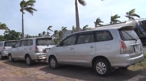 Một số xe hơi chở ‘chui’ người về Phú Yên, có người đã dương tính - Ảnh 1. Một số xe hơi chở ‘chui’ người về Phú Yên, có người đã dương tính - Ảnh 1.