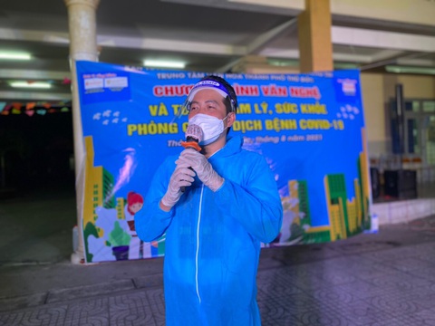 K-ICM, Nguyễn Phi Hùng hát cổ vũ tinh thần phòng chống dịch COVID-19 - Ảnh 1. K-ICM, Nguyễn Phi Hùng hát cổ vũ tinh thần phòng chống dịch COVID-19 - Ảnh 1.