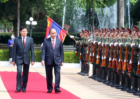 Lãnh đạo Việt Nam, Lào bàn về hợp tác toàn diện, Biển Đông, nguồn nước sông Mekong - Ảnh 1. Lãnh đạo Việt Nam, Lào bàn về hợp tác toàn diện, Biển Đông, nguồn nước sông Mekong - Ảnh 1.