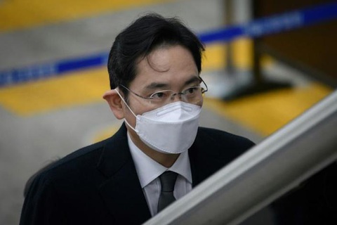 ‘Thái tử Samsung’ Lee Jae Yong được phóng thích trước thời hạn - Ảnh 1. ‘Thái tử Samsung’ Lee Jae Yong được phóng thích trước thời hạn - Ảnh 1.