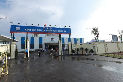 Techcombank tài trợ 100 tỉ đồng xây bệnh viện điều trị cho bệnh nhân mắc COVID-19 - Ảnh 1. Techcombank tài trợ 100 tỉ đồng xây bệnh viện điều trị cho bệnh nhân mắc COVID-19 - Ảnh 1.