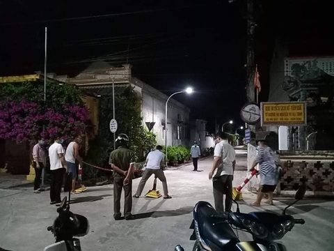 Cập nhật COVID-19 ngày 1-9: Nam Định phát hiện ít nhất 10 ca cộng đồng khi sàng lọc giáo viên - Ảnh 2. Cập nhật COVID-19 ngày 1-9: Nam Định phát hiện ít nhất 10 ca cộng đồng khi sàng lọc giáo viên - Ảnh 2.