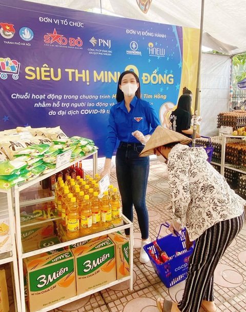 Hoa hậu vận động quỹ hỗ trợ kinh phí cho F0 khỏi bệnh phục vụ lại F0 - Ảnh 4. Hoa hậu vận động quỹ hỗ trợ kinh phí cho F0 khỏi bệnh phục vụ lại F0 - Ảnh 4.