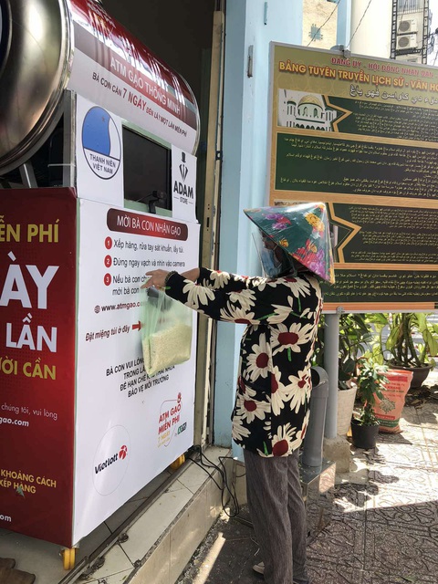 Vietlott và người trúng thưởng chung tay hỗ trợ người dân chống dịch COVID-19 - Ảnh 1. Vietlott và người trúng thưởng chung tay hỗ trợ người dân chống dịch COVID-19 - Ảnh 1.