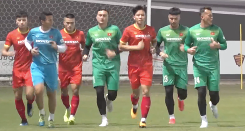 Vòng loại thứ 3 World Cup 2022 khu vực châu Á: Truyền lửa trên sân tập - Ảnh 1. Vòng loại thứ 3 World Cup 2022 khu vực châu Á: Truyền lửa trên sân tập - Ảnh 1.