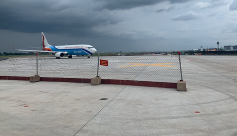 Đưa vào khai thác 2 đường lăn của dự án cải tạo đường băng Tân Sơn Nhất - Ảnh 1. Đưa vào khai thác 2 đường lăn của dự án cải tạo đường băng Tân Sơn Nhất - Ảnh 1.