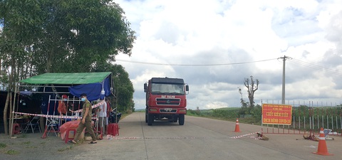 Phú Yên tiếp tục giãn cách xã hội theo chỉ thị 15, 16 - Ảnh 1. Phú Yên tiếp tục giãn cách xã hội theo chỉ thị 15, 16 - Ảnh 1.