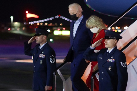 Tổng thống Biden kêu gọi người Mỹ đoàn kết nhân 20 năm vụ 11-9 - Ảnh 2. Tổng thống Biden kêu gọi người Mỹ đoàn kết nhân 20 năm vụ 11-9 - Ảnh 2.