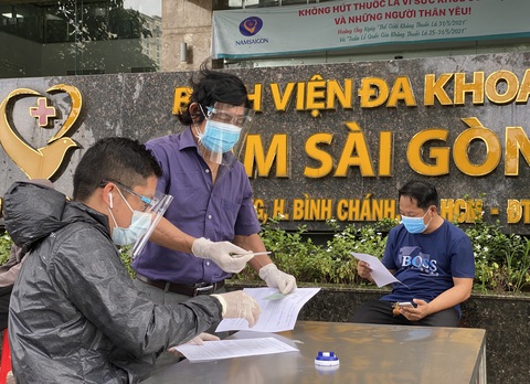 Bệnh viện tư thu phí điều trị COVID-19 ra sao? - Ảnh 4. Bệnh viện tư thu phí điều trị COVID-19 ra sao? - Ảnh 4.
