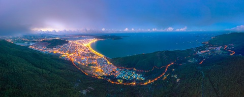 TS. Đinh Thế Hiển: BĐS nghỉ dưỡng vẫn là kênh đầu tư an toàn - Ảnh 2. TS. Đinh Thế Hiển: BĐS nghỉ dưỡng vẫn là kênh đầu tư an toàn - Ảnh 2.