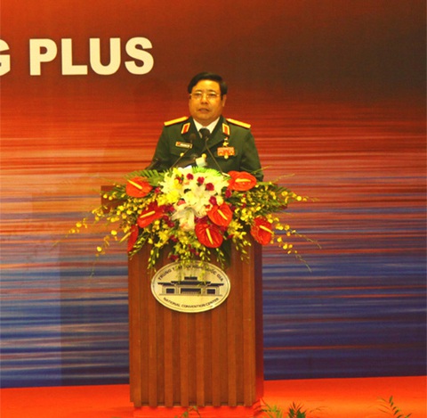 Đại tướng Phùng Quang Thanh - Anh hùng thời chiến, kiến tạo thời bình - Ảnh 8. Đại tướng Phùng Quang Thanh - Anh hùng thời chiến, kiến tạo thời bình - Ảnh 8.