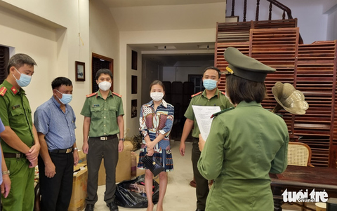 Bắt giám đốc doanh nghiệp tiếp tay chuyên gia ‘rởm’ nhập cảnh trái phép - Ảnh 1. Bắt giám đốc doanh nghiệp tiếp tay chuyên gia ‘rởm’ nhập cảnh trái phép - Ảnh 1.