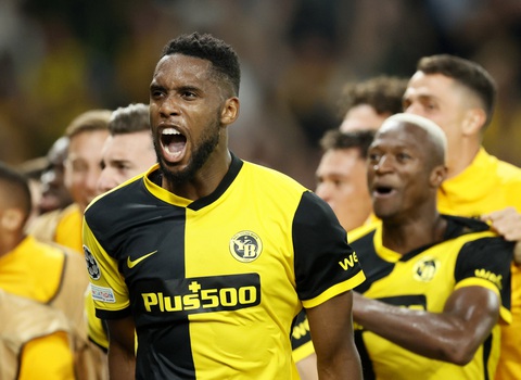 Ronaldo ghi bàn, Man Utd vẫn thua ngược Young Boys - Ảnh 5. Ronaldo ghi bàn, Man Utd vẫn thua ngược Young Boys - Ảnh 5.