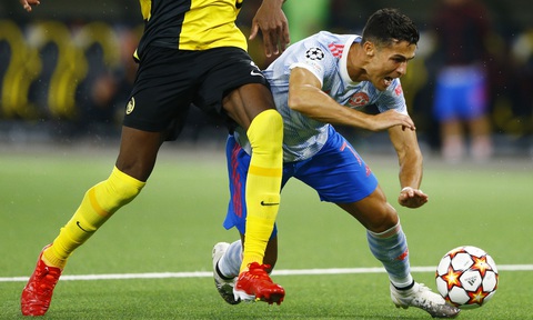 HLV Solskjaer lý giải việc thay Ronaldo trong trận thua Young Boys - Ảnh 2. HLV Solskjaer lý giải việc thay Ronaldo trong trận thua Young Boys - Ảnh 2.