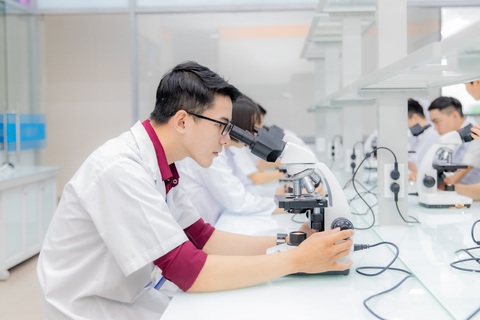 Nhiều trường ĐH công bố điểm chuẩn: ĐH Luật, Bách khoa TP.HCM, ĐH Quốc gia Hà Nội... - Ảnh 28. Nhiều trường ĐH công bố điểm chuẩn: ĐH Luật, Bách khoa TP.HCM, ĐH Quốc gia Hà Nội... - Ảnh 28.