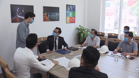Ngày mai bình yên: tiếng cười trào phúng đậm chất thời sự - Ảnh 1. Ngày mai bình yên: tiếng cười trào phúng đậm chất thời sự - Ảnh 1.