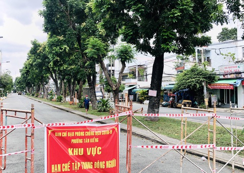 Công viên nội khu vùng xanh vẫn chưa thể hoạt động dù TP.HCM cho phép - Ảnh 3. Công viên nội khu vùng xanh vẫn chưa thể hoạt động dù TP.HCM cho phép - Ảnh 3.