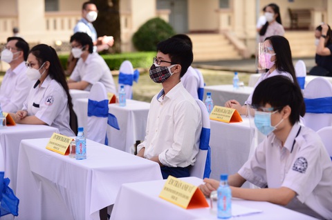 Chính sách BHYT cho học sinh - sinh viên năm học 2021-2022 - Ảnh 1. Chính sách BHYT cho học sinh - sinh viên năm học 2021-2022 - Ảnh 1.