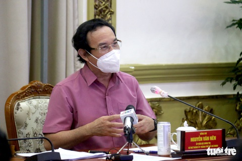 Bí thư Nguyễn Văn Nên: TP.HCM không thể không mở cửa lúc này - Ảnh 1. Bí thư Nguyễn Văn Nên: TP.HCM không thể không mở cửa lúc này - Ảnh 1.