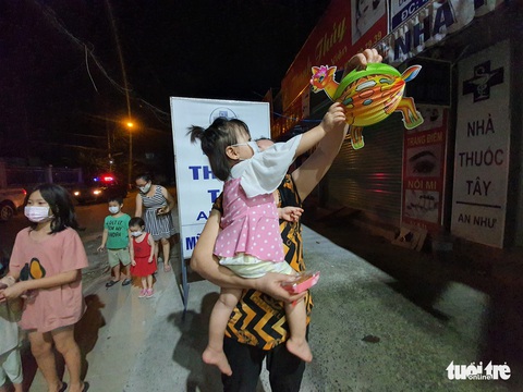 Đón Tết Trung thu ở nhà vẫn vui - Ảnh 3. Đón Tết Trung thu ở nhà vẫn vui - Ảnh 3.