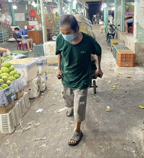 Lượng hàng về tăng mạnh, chợ đầu mối sẽ tăng quy mô hoạt động điểm trung chuyển - Ảnh 2. Lượng hàng về tăng mạnh, chợ đầu mối sẽ tăng quy mô hoạt động điểm trung chuyển - Ảnh 2.
