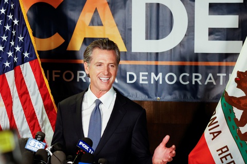 Thống đốc Newsom: California có tỉ lệ nhiễm COVID-19 thấp nhất Mỹ - Ảnh 1. Thống đốc Newsom: California có tỉ lệ nhiễm COVID-19 thấp nhất Mỹ - Ảnh 1.