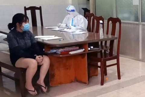 Dân báo công an một nhóm đánh bài trong nhà, test nhanh 3 người dương tính - Ảnh 1. Dân báo công an một nhóm đánh bài trong nhà, test nhanh 3 người dương tính - Ảnh 1.