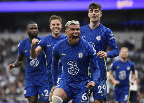 Đè bẹp Tottenham, Chelsea lên đầu bảng - Ảnh 2. Đè bẹp Tottenham, Chelsea lên đầu bảng - Ảnh 2.