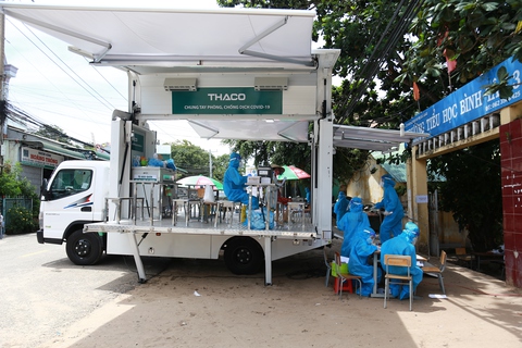 Cách chức trưởng khoa vì không chấp hành lệnh điều động đi chống dịch - Ảnh 1. Cách chức trưởng khoa vì không chấp hành lệnh điều động đi chống dịch - Ảnh 1.